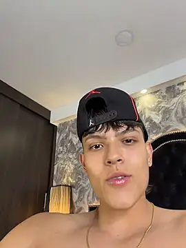DilanMiller_'s Live XXX Chat