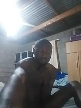 Heavy_M Adlı Modelin Canlı XXX Sohbeti