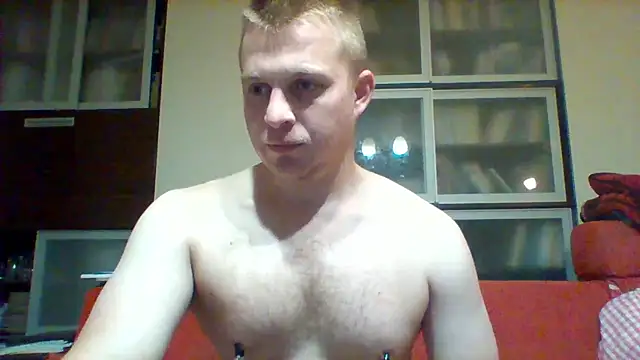 Matttthees Chat XXX in diretta