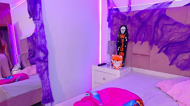 Danna_Carson élő XXX-chatje