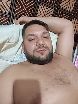ionutflori12 Chat XXX in diretta