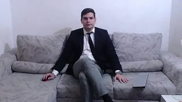 Victor_Maitland Adlı Modelin Canlı XXX Sohbeti