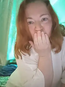 XXX chat uživo modela Pirellina