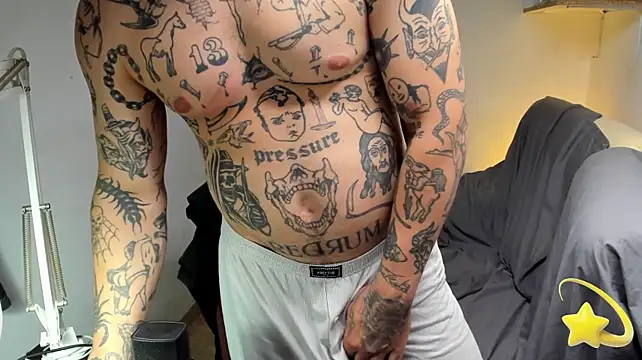 XXX chat uživo modela layneinchains