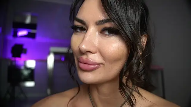 دردشة Anna_Purna الجنسية المباشرة