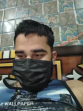 Mr_CurioX_369 Adlı Modelin Canlı XXX Sohbeti