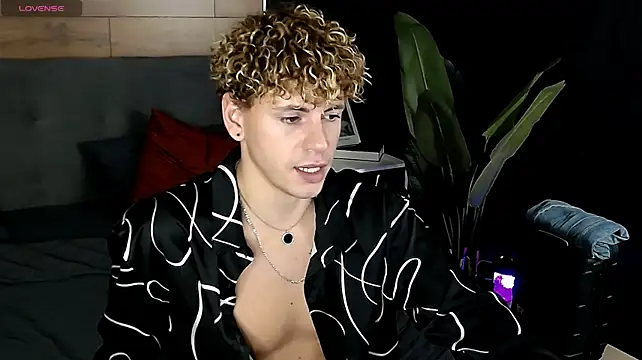 ConnorBlake Live XXX-Chat