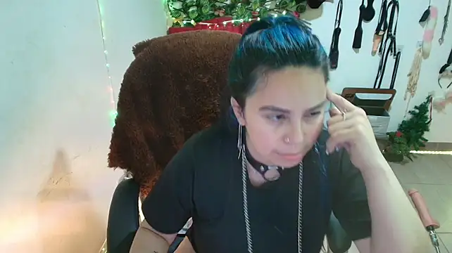 elektra_32 Chat XXX in diretta