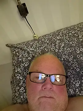 mullig57 live XXX chat