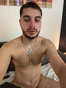 AmadeoWild – Live XXX-chat
