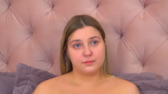 TinnaBurton's Live XXX Chat
