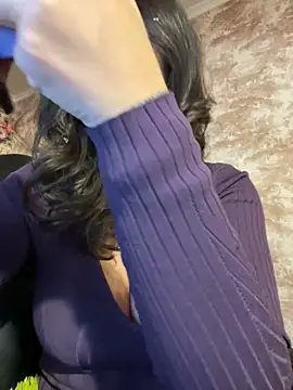 NadiraNoor's Live XXX Chat