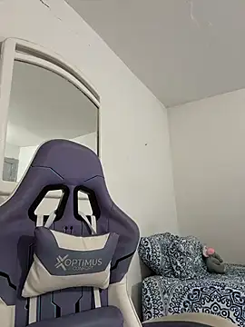 Chat +18 de La-Gatiita-trans ao vivo