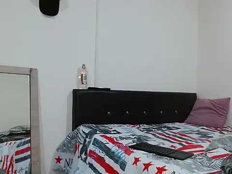 צ'א ט XXX בשידור חי של maxstrongboy