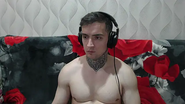 this_is_andy Adlı Modelin Canlı XXX Sohbeti