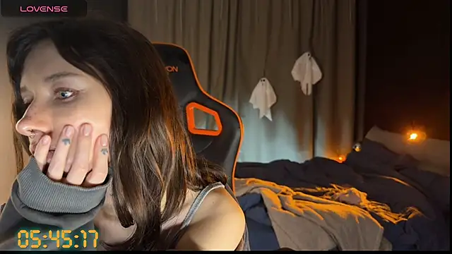 Chat +18 de Bastet ao vivo
