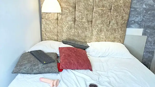 Chat XXX ao vivo de Lilith_Scarlett