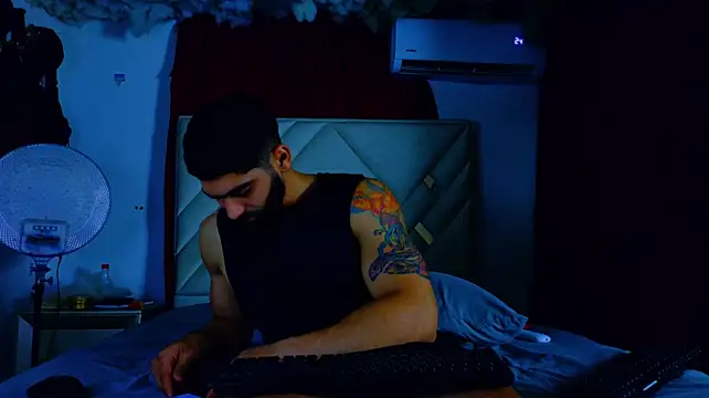 دردشة Rich_boy01 الجنسية المباشرة