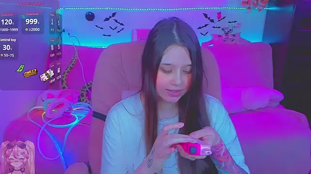 Chat +18 de KitsunePrincess ao vivo