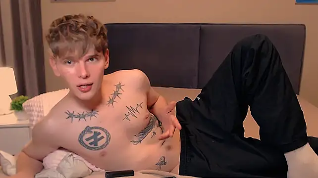 Fredd_Xanders' Live XXX Chat