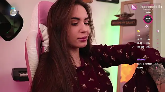 -BabyYoda Adlı Modelin Canlı XXX Sohbeti