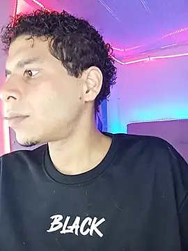 Chat XXX ao vivo de Ethan_Boyy