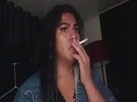 roberta_gutierrezx's Live XXX Chat