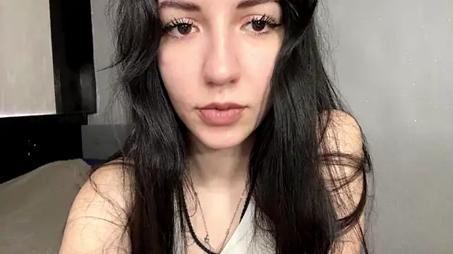 Inessa_Nessa – webcam-show