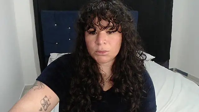 Czat XXX na żywo – ANGELIQUE_KLANE