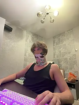 wenyame Chat XXX in diretta