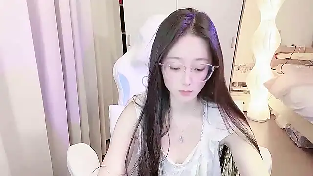 -qingqing Chat XXX in diretta