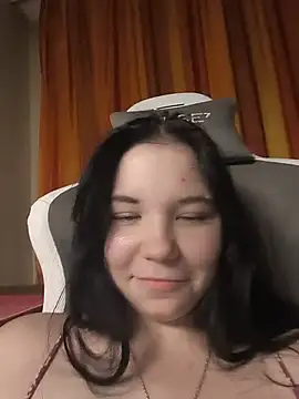 KittyDreamX live XXX chat