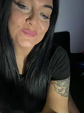 Miss_CurvesXXX Live XXX Chat