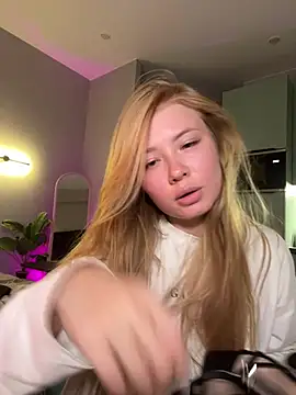 _Leya_ Adlı Modelin Canlı XXX Sohbeti