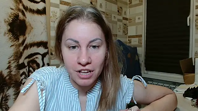 Chat XXX ao vivo de TherestlessKitty