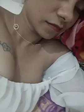 XXX chat uživo modela Lela106xxx