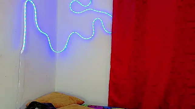 XXX chat uživo modela Natasha__H