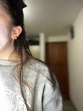 Онлайн чат XXX Cloew_Marz
