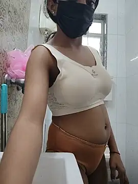 צ'אט XXX בשידור חי של mini-cutie
