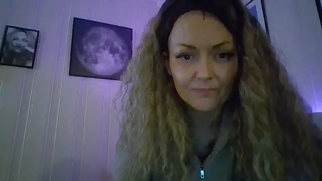 MyManCave's Live XXX Chat