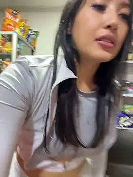 Chat +18 de Sara_fun ao vivo