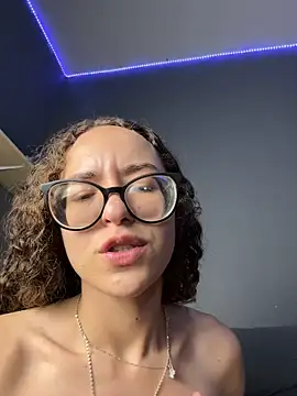 Anamyst Live XXX-Chat