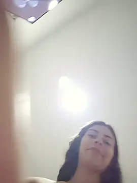 IrisBound's Live XXX Chat