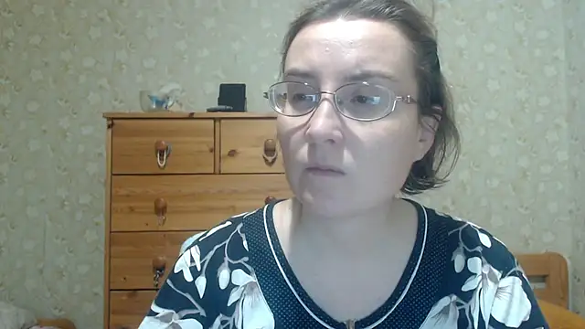 Smart_Rose's Live XXX Chat