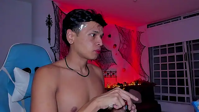 Czat XXX na żywo – Alejo_montenegro