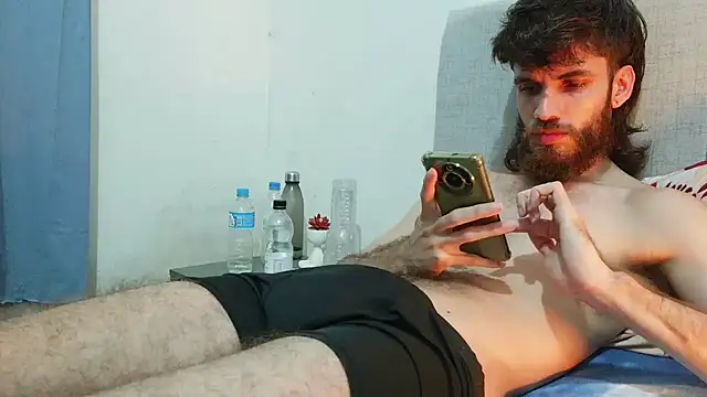 PygmaBoy Live XXX Chat