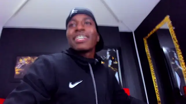 LionBlackk's Live XXX Chat