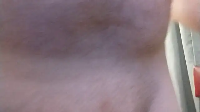 2hornyguyz élő XXX-chatje