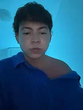 Онлайн чат XXX Charlie_cute