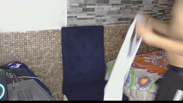 XXX chat uživo modela lolo_pollas